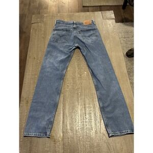 Levi's 505 Regular Fit Men's 32x32 Medium Wash Blue Jeans Straight Leg Zip Fly